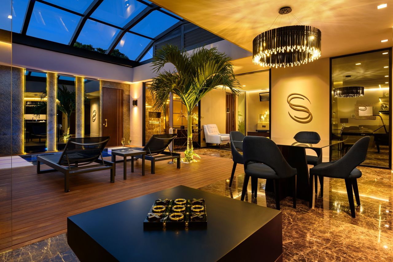 Luxury Private business villa for sale in Mauritius Grand Baie